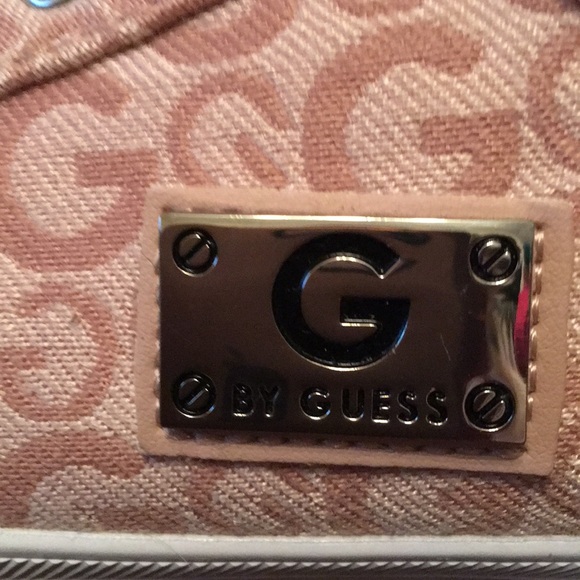 Canvas Shoes G By Guess - Picture 3 of 8